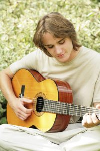 rsz_11rsz_1rsz_young_man_guitar